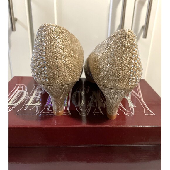 DELICACY Champagne Gold Rhinestone Heels Shoes Sz 9 NWBox Party Holiday Cocktail - Picture 3 of 9